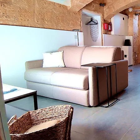 Tide 21 Savynomad Harbour Residences בית נופש *