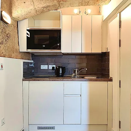 Tide 21 Savynomad Harbour Residences * Valletta