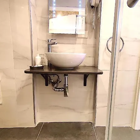 Tide 21 Savynomad Harbour Residences 度假居 瓦莱塔