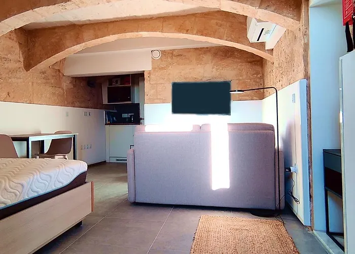 Tide 21 Savynomad Harbour Residences バレッタ